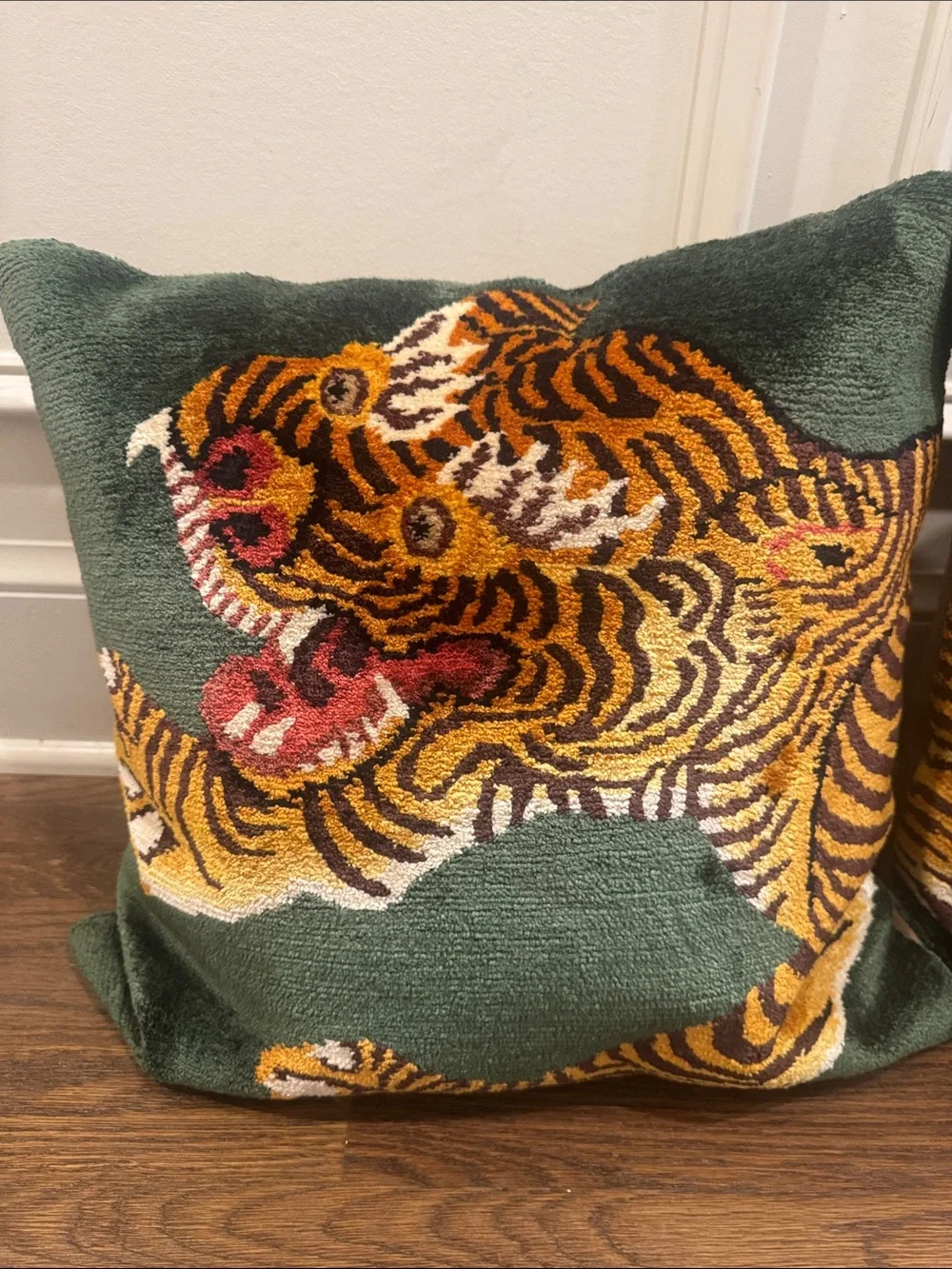 N/A tiger silk